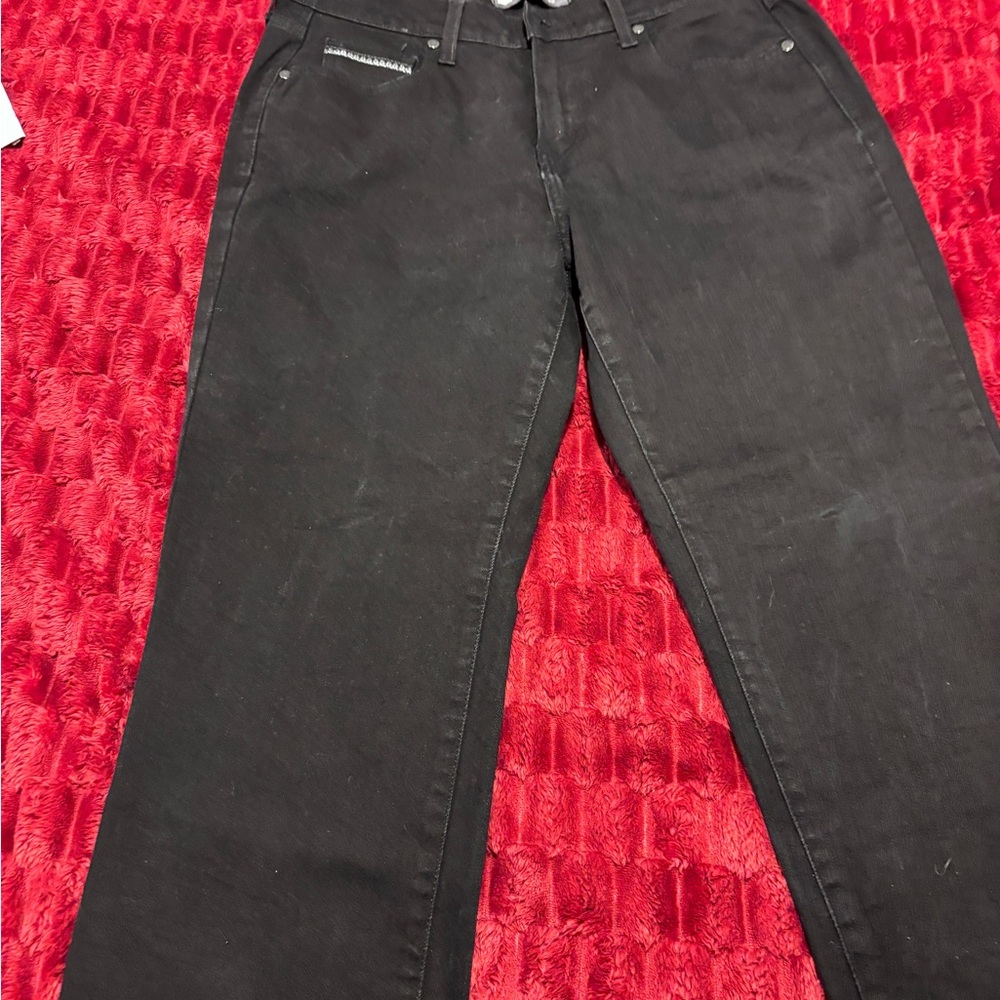 505 Levi’s Womens Black Straight-Leg Jeans Designed Pockets